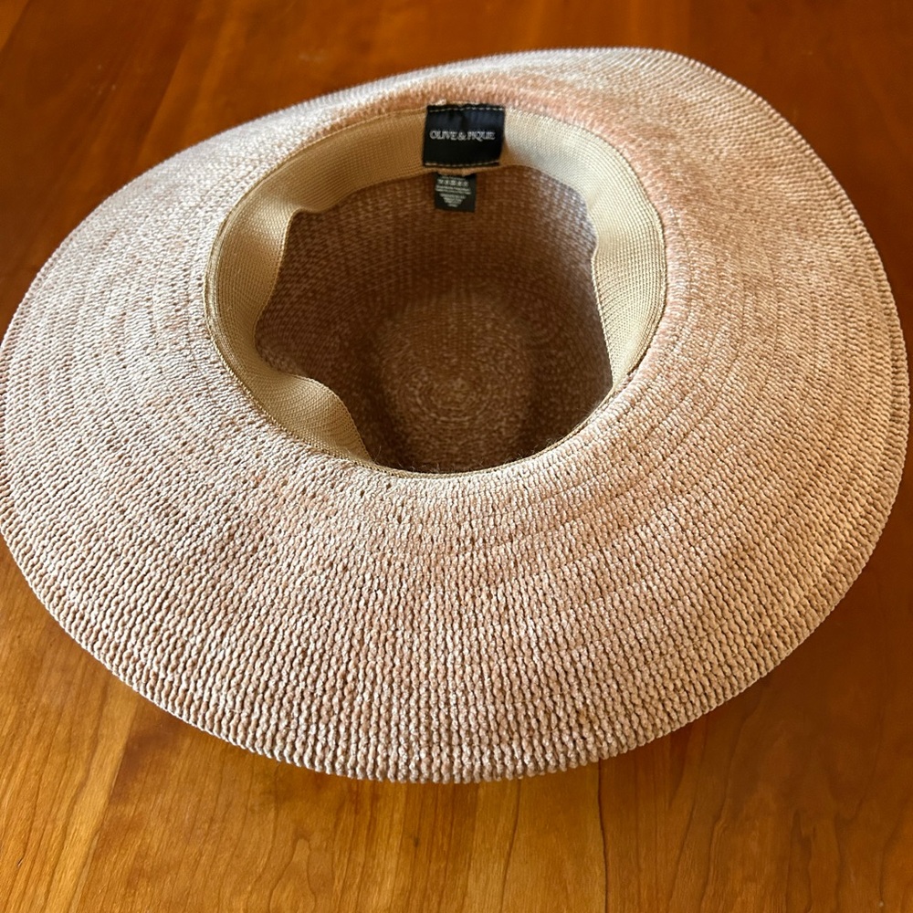 Olive & Pique Women's OS Chenille Fedora Hat Brown EUC - Picture 6 of 6